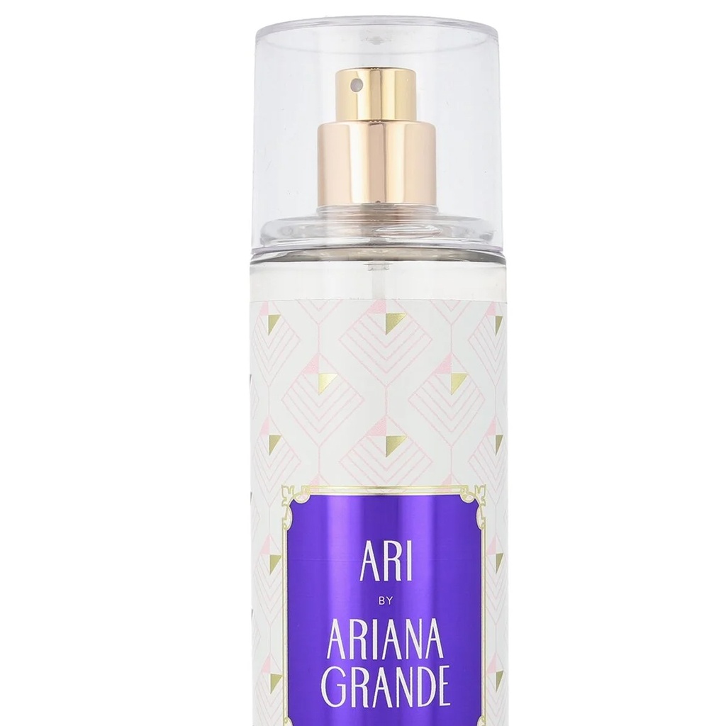 Ariana Grande Set 4 piezas Mist Fragances Ari + Moonlight + Sweet Like Candy + Thank U Next de 236 ml c/u. Dama