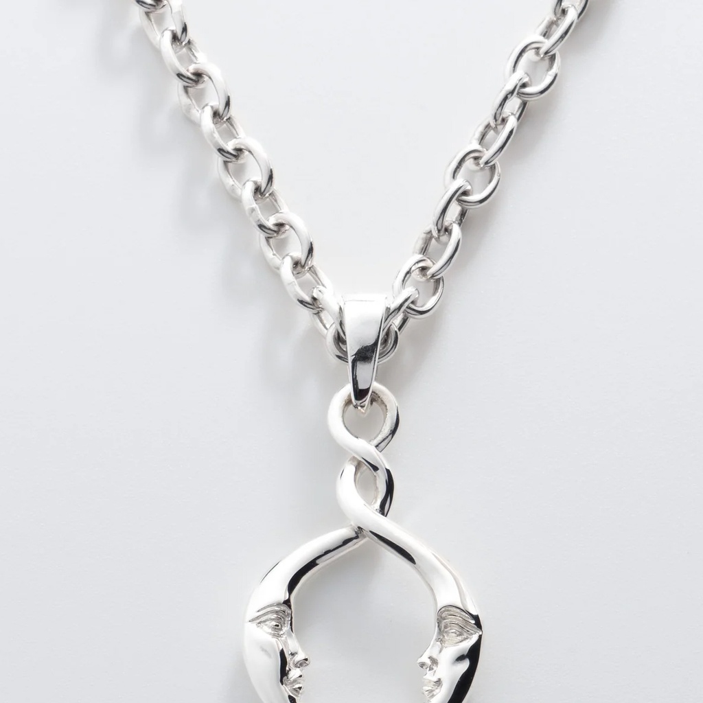 Sergio Bustamante Dije El Infinito. Unisex